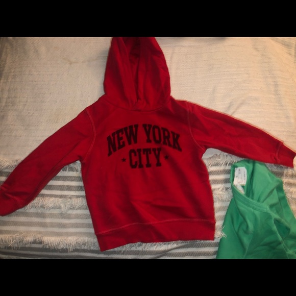 Sweatshirts bundle - Picture 2 of 3